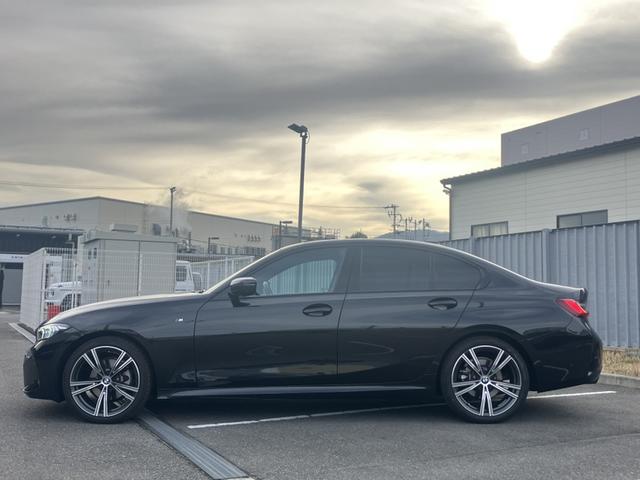 ３シリーズ ３２０ｄ　ｘＤｒｉｖｅＭスポーツエディションシャドー　認定中古車／正規ディーラー車／レンタカーアップ／禁煙車／エディションシャドー／シートヒーター／全周囲カメラ／アクティブクルーズコントロール／ドライビング　アシスタント　プロフェッショナル／ＥＴＣ／ナビ（4枚目）