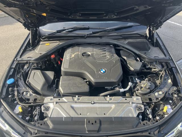 ３シリーズ ３１８ｉ　Ｍスポーツ　エディションシャドー　認定中古車／正規ディーラー車／レンタカーアップ／禁煙車／エディションシャドー／シートヒーター／ドライビング　アシスタント　プロフェッショナル／シート　ヒーター　／ナビ／ＥＴＣ／３６０度カメラ／エアコン（12枚目）