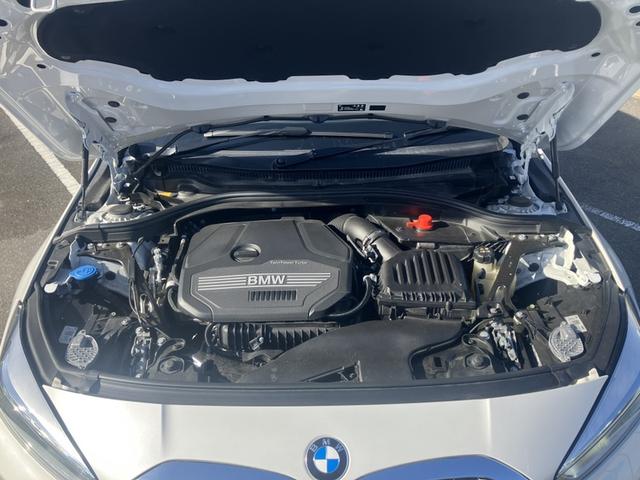 １シリーズ １１８ｉ　ファッショニスタ　認定中古車／正規ディーラー車／レンタカーアップ／禁煙車／ファッショニスタ／ステアリングヒーター／レザーシート／モカレザー／シートヒーター／アクティブクルーズコントロール／電動シート調整／ＥＴＣ／ナビ／（13枚目）