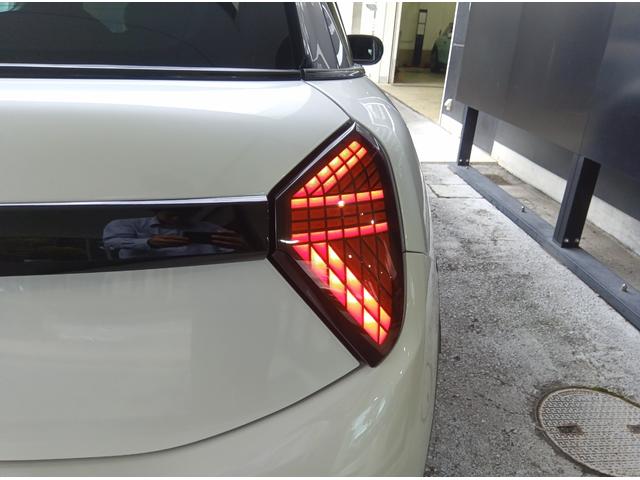 MINI クーパーC フェイバリット・トリム MN2年 デモカー ナビ ACC シートヒーター パワーシート プライバシーガラス 衝突・被害軽減ブレーキ 踏み間違い防止機能 バックカメラ 後退アシスト 駐車支援システム フェイバードトリム(8枚目)