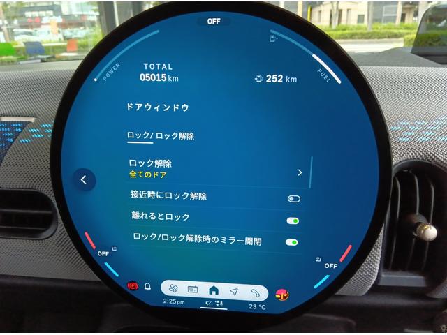 MINI クーパーC フェイバリット・トリム MN2年 デモカー ナビ ACC シートヒーター パワーシート プライバシーガラス 衝突・被害軽減ブレーキ 踏み間違い防止機能 バックカメラ 後退アシスト 駐車支援システム フェイバードトリム(18枚目)