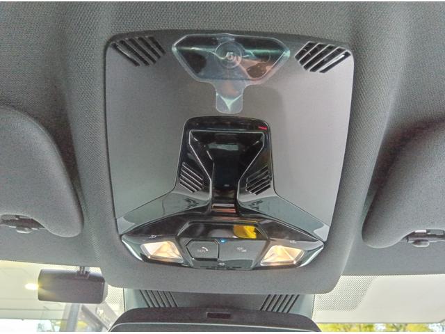 MINI クーパーC フェイバリット・トリム MN2年 デモカー ナビ ACC シートヒーター パワーシート プライバシーガラス 衝突・被害軽減ブレーキ 踏み間違い防止機能 バックカメラ 後退アシスト 駐車支援システム フェイバードトリム(26枚目)