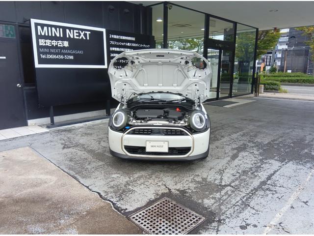MINI クーパーC フェイバリット・トリム MN2年 デモカー ナビ ACC シートヒーター パワーシート プライバシーガラス 衝突・被害軽減ブレーキ 踏み間違い防止機能 バックカメラ 後退アシスト 駐車支援システム フェイバードトリム(28枚目)
