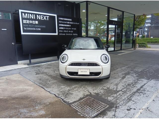 MINI クーパーC フェイバリット・トリム MN2年 デモカー ナビ ACC シートヒーター パワーシート プライバシーガラス 衝突・被害軽減ブレーキ 踏み間違い防止機能 バックカメラ 後退アシスト 駐車支援システム フェイバードトリム(29枚目)