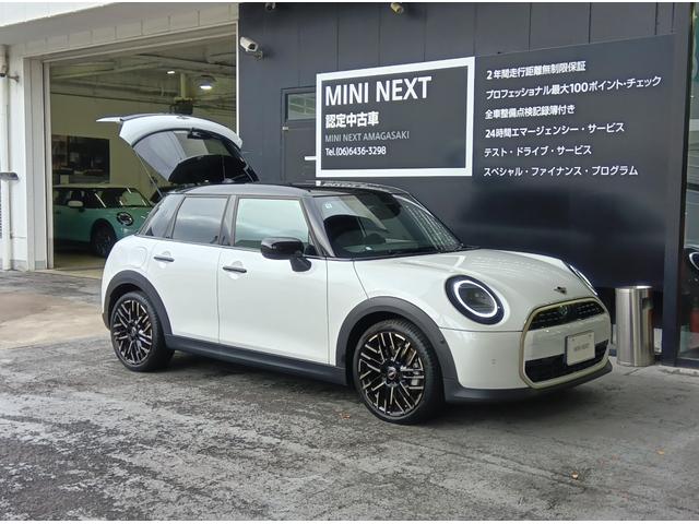 MINI クーパーC フェイバリット・トリム MN2年 デモカー ナビ ACC シートヒーター パワーシート プライバシーガラス 衝突・被害軽減ブレーキ 踏み間違い防止機能 バックカメラ 後退アシスト 駐車支援システム フェイバードトリム(42枚目)