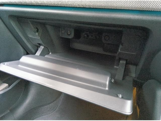 MINI クーパーC フェイバリット・トリム MN2年 デモカー ナビ ACC シートヒーター パワーシート プライバシーガラス 衝突・被害軽減ブレーキ 踏み間違い防止機能 バックカメラ 後退アシスト 駐車支援システム フェイバードトリム(44枚目)