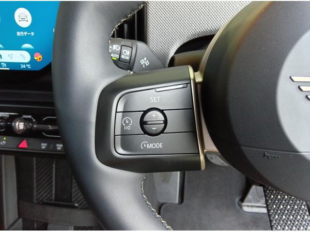 MINI クーパーC フェイバリット・トリム MN2年 デモカー ナビ ACC シートヒーター パワーシート プライバシーガラス 衝突・被害軽減ブレーキ 踏み間違い防止機能 バックカメラ 後退アシスト 駐車支援システム フェイバードトリム(60枚目)