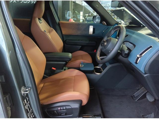 MINI カントリーマンSオール4 フェイバリット・トリム MN2年保証 ALL4 デモカー ACC 全周囲カメラ フェイバードトリム ドラレコ ナビ シート&ステアリングヒーター ETC 前後PDC 四輪駆動 踏み間違い防止機能後進アシスト(21枚目)