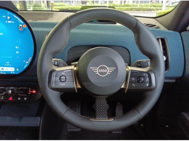 MINI カントリーマンSオール4 フェイバリット・トリム MN2年保証 ALL4 デモカー ACC 全周囲カメラ フェイバードトリム ドラレコ ナビ シート&ステアリングヒーター ETC 前後PDC 四輪駆動 踏み間違い防止機能後進アシスト(35枚目)