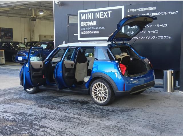 MINI クーパーC フェイバリット・トリム MN2年保証 ナビ ドラレコ ACC シートヒーター 衝突・被害軽減ブレーキ 踏み間違い防止機能 バックカメラ 後退アシスト 駐車支援 フェイバードトリム アイシーサンシャインブルー(18枚目)