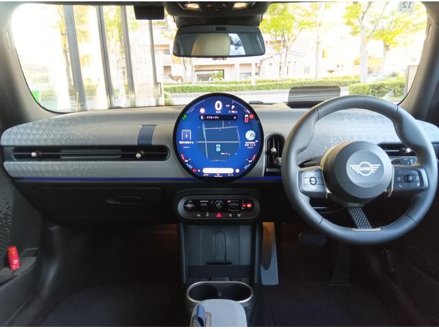 MINI クーパーC フェイバリット・トリム MN2年保証 ナビ ドラレコ ACC シートヒーター 衝突・被害軽減ブレーキ 踏み間違い防止機能 バックカメラ 後退アシスト 駐車支援 フェイバードトリム アイシーサンシャインブルー(19枚目)