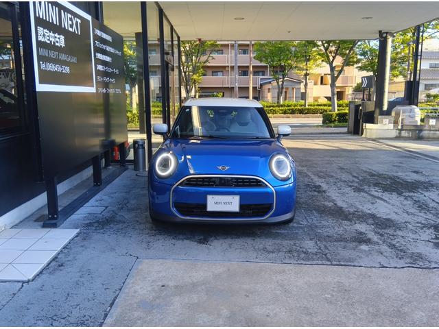MINI クーパーC フェイバリット・トリム MN2年保証 ナビ ドラレコ ACC シートヒーター 衝突・被害軽減ブレーキ 踏み間違い防止機能 バックカメラ 後退アシスト 駐車支援 フェイバードトリム アイシーサンシャインブルー(20枚目)