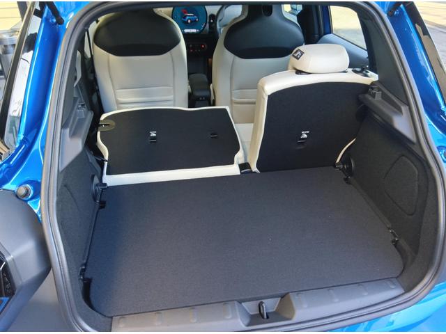 MINI クーパーC フェイバリット・トリム MN2年保証 ナビ ドラレコ ACC シートヒーター 衝突・被害軽減ブレーキ 踏み間違い防止機能 バックカメラ 後退アシスト 駐車支援 フェイバードトリム アイシーサンシャインブルー(26枚目)