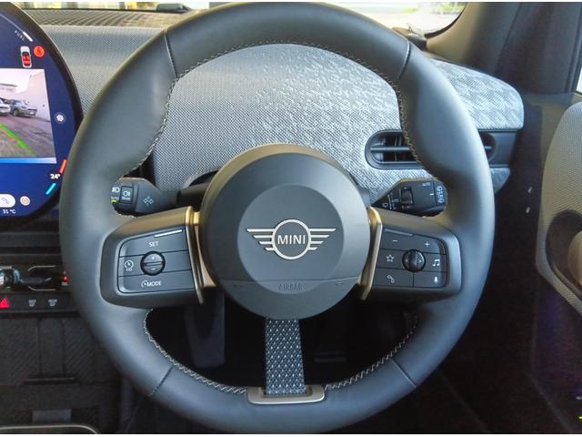 MINI クーパーC フェイバリット・トリム MN2年保証 ナビ ドラレコ ACC シートヒーター 衝突・被害軽減ブレーキ 踏み間違い防止機能 バックカメラ 後退アシスト 駐車支援 フェイバードトリム アイシーサンシャインブルー(36枚目)