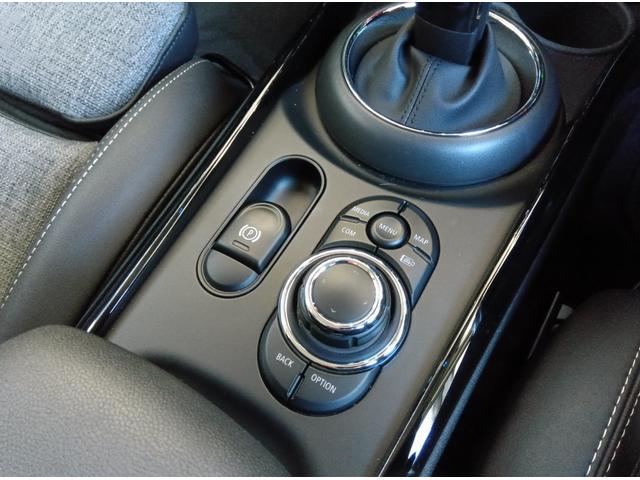 ＭＩＮＩ クーパー　クラブマン　クラシック・トリム　ＭＮ２年保証　ワンオーナー　ドラレコ　ナビ　ワンセグＴＶ　ＥＴＣ　バックカメラ　衝突・被害軽減ブレーキ　　歩行者警告　車線逸脱警告　　スポーツモード　グリーンモード　　クルーズコントロール（4枚目）