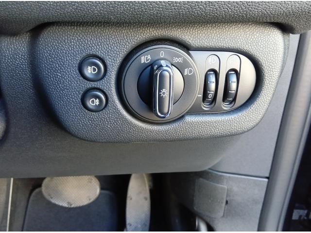 ＭＩＮＩ クーパー　クラブマン　クラシック・トリム　ＭＮ２年保証　ワンオーナー　ドラレコ　ナビ　ワンセグＴＶ　ＥＴＣ　バックカメラ　衝突・被害軽減ブレーキ　　歩行者警告　車線逸脱警告　　スポーツモード　グリーンモード　　クルーズコントロール（9枚目）