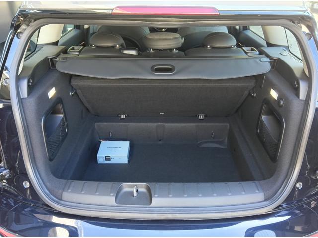 ＭＩＮＩ クーパー　クラブマン　クラシック・トリム　ＭＮ２年保証　ワンオーナー　ドラレコ　ナビ　ワンセグＴＶ　ＥＴＣ　バックカメラ　衝突・被害軽減ブレーキ　　歩行者警告　車線逸脱警告　　スポーツモード　グリーンモード　　クルーズコントロール（17枚目）