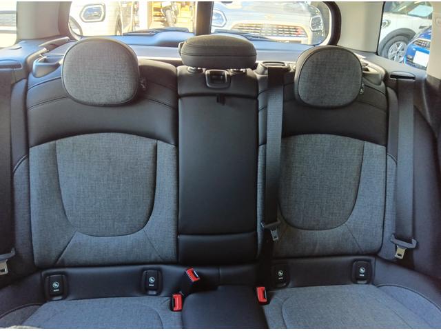 ＭＩＮＩ クーパー　クラブマン　クラシック・トリム　ＭＮ２年保証　ワンオーナー　ドラレコ　ナビ　ワンセグＴＶ　ＥＴＣ　バックカメラ　衝突・被害軽減ブレーキ　　歩行者警告　車線逸脱警告　　スポーツモード　グリーンモード　　クルーズコントロール（48枚目）