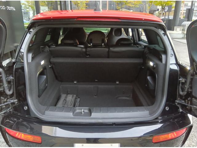 ＭＩＮＩ ジョンクーパーワークス　クラブマン　ＪＣＷ・トリム　ＭＮ２年保証　ワンオーナー　ＪＣＷ　　ＡＬＬ４　パドルシフト　ミッドナイトブラック　カバナシート装備　ピアノブラックエクステリア　バックカメラ　縦列駐車アシスト　車検整備付（30枚目）