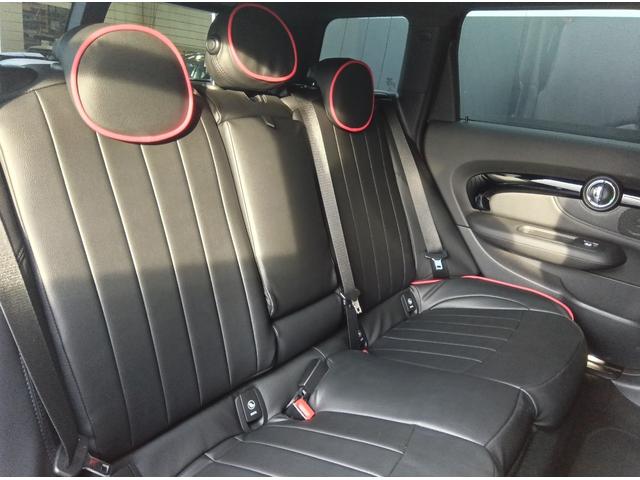 ＭＩＮＩ ジョンクーパーワークス　クラブマン　ＪＣＷ・トリム　ＭＮ２年保証　ワンオーナー　ＪＣＷ　　ＡＬＬ４　パドルシフト　ミッドナイトブラック　カバナシート装備　ピアノブラックエクステリア　バックカメラ　縦列駐車アシスト　車検整備付（54枚目）