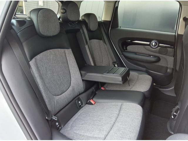 ＭＩＮＩ クーパークラブマンプレミアム＋Ｐ　クラシック・トリム　ＭＮ２年保証　ワンオーナー　ナビ　前後ドラレコ　社外品フルセグチューナー　ナノクホワイト／ブラックルーフ　アップルカープレイ　バックカメラ　前後ＰＤＣ　管理ユーザー下取り車（3枚目）