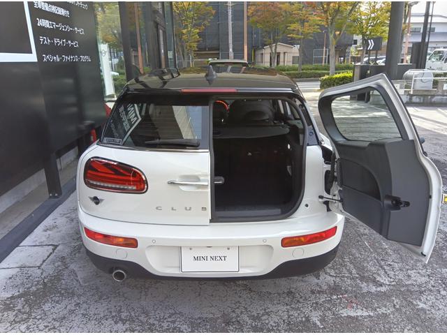ＭＩＮＩ クーパークラブマンプレミアム＋Ｐ　クラシック・トリム　ＭＮ２年保証　ワンオーナー　ナビ　前後ドラレコ　社外品フルセグチューナー　ナノクホワイト／ブラックルーフ　アップルカープレイ　バックカメラ　前後ＰＤＣ　管理ユーザー下取り車（24枚目）