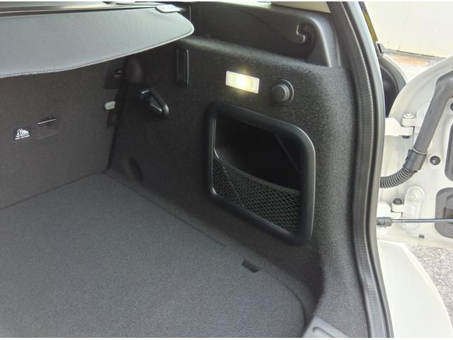 ＭＩＮＩ クーパークラブマンプレミアム＋Ｐ　クラシック・トリム　ＭＮ２年保証　ワンオーナー　ナビ　前後ドラレコ　社外品フルセグチューナー　ナノクホワイト／ブラックルーフ　アップルカープレイ　バックカメラ　前後ＰＤＣ　管理ユーザー下取り車（43枚目）