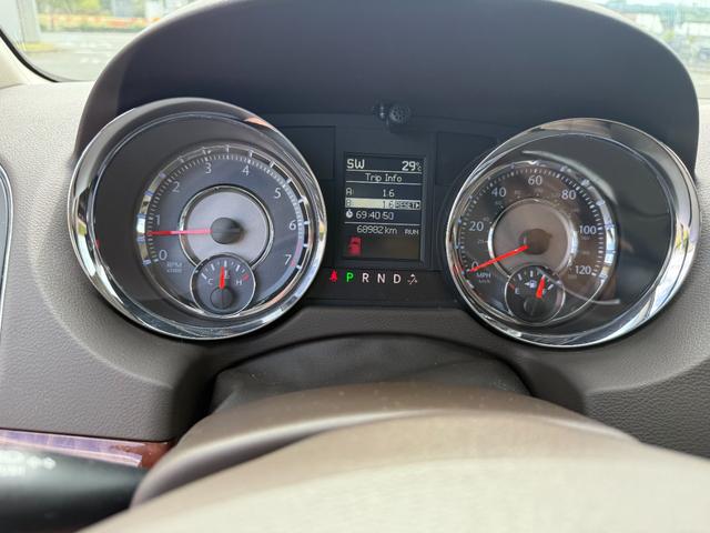 クライスラー・タウン&カントリー LIMITED サンルーフ 新車並行 実走行車両 ヴォーグタイヤ ドラレコ(27枚目)