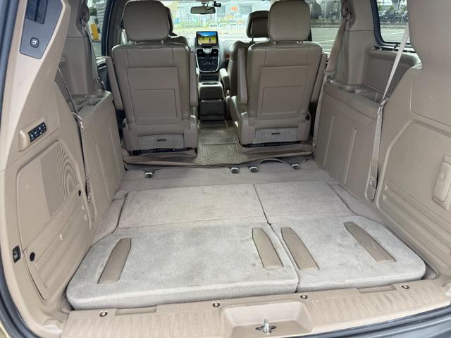 クライスラー・タウン&カントリー LIMITED サンルーフ 新車並行 実走行車両 ヴォーグタイヤ ドラレコ(52枚目)