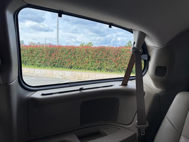 クライスラー・タウン&カントリー LIMITED サンルーフ 新車並行 実走行車両 ヴォーグタイヤ ドラレコ(58枚目)