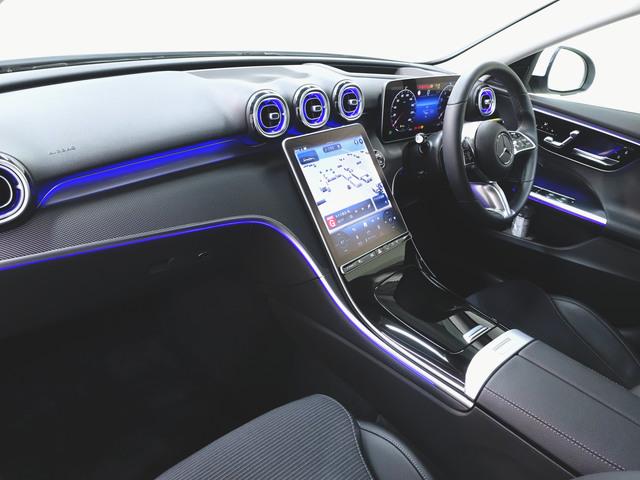 Ｃクラスステーションワゴン Ｃ１８０　ステーションワゴン　アバンギャルド　ベーシックパッケージ　Ｂｌｕｅｔｏｏｔｈ接続　ＥＴＣ　ＬＥＤヘッドライト　ＴＶ　アイドリングストップ　クルーズコントロール　コネクテッド機能　サイドカメラ　シートヒーター　トランクスルー　ナビ（11枚目）