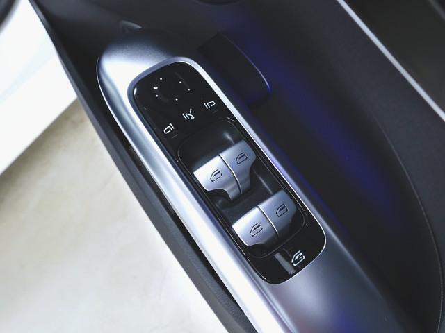 Ｃクラスステーションワゴン Ｃ１８０　ステーションワゴン　アバンギャルド　ベーシックパッケージ　Ｂｌｕｅｔｏｏｔｈ接続　ＥＴＣ　ＬＥＤヘッドライト　ＴＶ　アイドリングストップ　クルーズコントロール　コネクテッド機能　サイドカメラ　シートヒーター　トランクスルー　ナビ（19枚目）