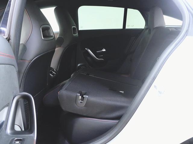 ＣＬＡクラス シューティングブレーク ＣＬＡ１８０　シューティングブレーク　ＡＭＧライン　ナビゲーションパッケージ　レーダーセーフティーパッケージ　Ｂｌｕｅｔｏｏｔｈ接続　ＥＴＣ　ＬＥＤヘッドライト　ＴＶ　アイドリングストップ　クルーズコントロール　コネクテッド機能（30枚目）