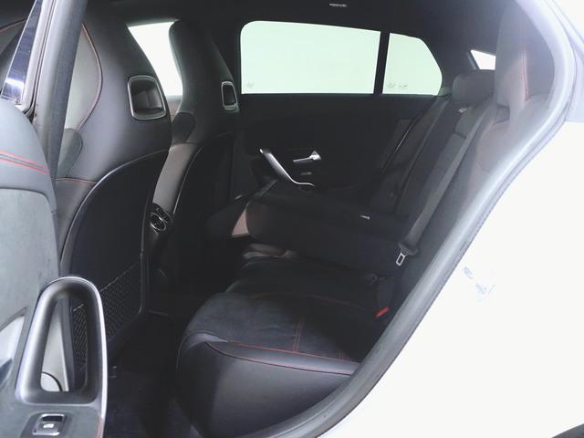 ＣＬＡクラス シューティングブレーク ＣＬＡ１８０　シューティングブレーク　ＡＭＧライン　ナビゲーションパッケージ　レーダーセーフティーパッケージ　Ｂｌｕｅｔｏｏｔｈ接続　ＥＴＣ　ＬＥＤヘッドライト　ＴＶ　アイドリングストップ　クルーズコントロール　コネクテッド機能（33枚目）