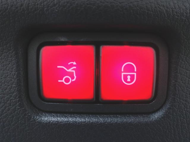 Ｃクラス Ｃ２００　アバンギャルド　ＡＭＧラインパッケージ　ベーシックパッケージ　レザーエクスクルーシブパッケージ　ＡＭＧライン　Ｂｌｕｅｔｏｏｔｈ接続　ＥＴＣ　ＬＥＤヘッドライト　ＴＶ　アイドリングストップ　クルーズコントロール（25枚目）