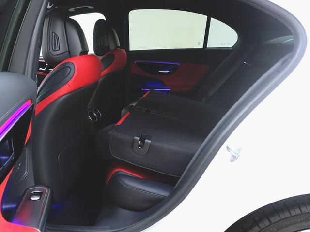 Ｃクラス Ｃ２００　アバンギャルド　ＡＭＧラインパッケージ　ベーシックパッケージ　レザーエクスクルーシブパッケージ　ＡＭＧライン　Ｂｌｕｅｔｏｏｔｈ接続　ＥＴＣ　ＬＥＤヘッドライト　ＴＶ　アイドリングストップ　クルーズコントロール（28枚目）