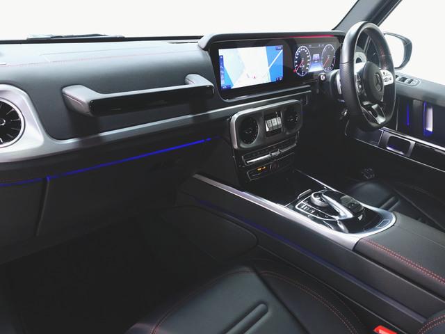 Ｇクラス Ｇ４００　ｄ　アダプティブダンピングシステム　ＡＭＧライン　ラグジュアリーパッケージ　Ｂｌｕｅｔｏｏｔｈ接続　ＥＴＣ　ＬＥＤヘッドライト　ＴＶ　アイドリングストップ　クルーズコントロール　コネクテッド機能　サイドカメラ　サンルーフ・ガラスルーフ　シートヒーター（10枚目）