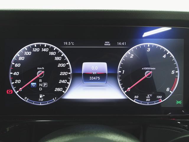 Ｇクラス Ｇ４００　ｄ　アダプティブダンピングシステム　ＡＭＧライン　ラグジュアリーパッケージ　Ｂｌｕｅｔｏｏｔｈ接続　ＥＴＣ　ＬＥＤヘッドライト　ＴＶ　アイドリングストップ　クルーズコントロール　コネクテッド機能　サイドカメラ　サンルーフ・ガラスルーフ　シートヒーター（13枚目）