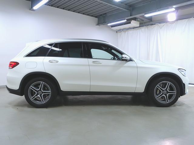 ＧＬＣ ＧＬＣ２２０　ｄ　４マチック　ＡＭＧライン　Ｂｌｕｅｔｏｏｔｈ接続　ＥＴＣ　ＬＥＤヘッドライト　ＴＶ　アイドリングストップ　クルーズコントロール　コネクテッド機能　サイドカメラ　サンルーフ・ガラスルーフ　シートヒーター　トランクスルー　ナビ（8枚目）