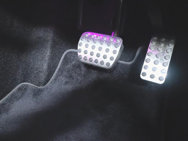 GLB GLB200 d 4マチック AMGライン ナビゲーションパッケージ 3列シート Bluetooth接続 ETC LEDヘッドライト TV アイドリングストップ クルーズコントロール コネクテッド機能 サイドカメラ シートヒーター(9枚目)