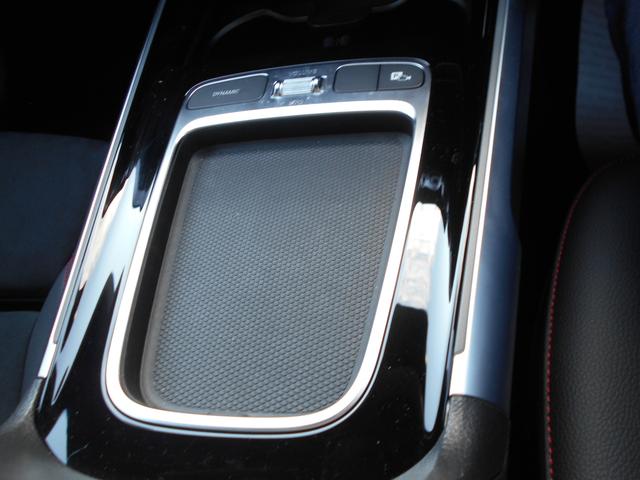 GLB GLB200 d 4マチック AMGラインパッケージ 3列シート AMGライン Bluetooth接続 ETC LEDヘッドライト TV アイドリングストップ クルーズコントロール シートヒーター ナビ パワーシート(13枚目)