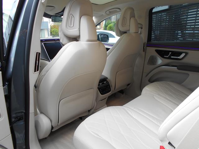 EQS SUV EQS450 4マチック SUV AMGラインパッケージ 3列シート Bluetooth接続 ETC LEDヘッドライト TV クルーズコントロール コネクテッド機能 サイドカメラ サンルーフ・ガラスルーフ シートエアコン(13枚目)