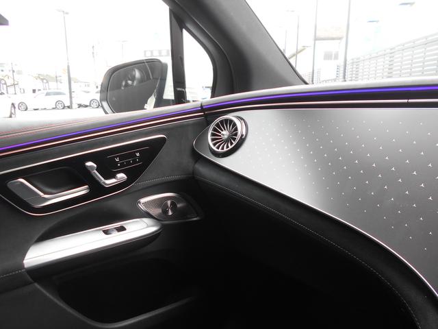 ＥＱＥ ＳＵＶ ＥＱＥ３５０　４マチック　ＳＵＶ　ローンチエディション　Ｂｌｕｅｔｏｏｔｈ接続　ＥＴＣ　ＬＥＤヘッドライト　ＴＶ　クルーズコントロール　コネクテッド機能　サイドカメラ　サンルーフ・ガラスルーフ　シートエアコン　シートヒーター　トランクスルー　ナビ（13枚目）