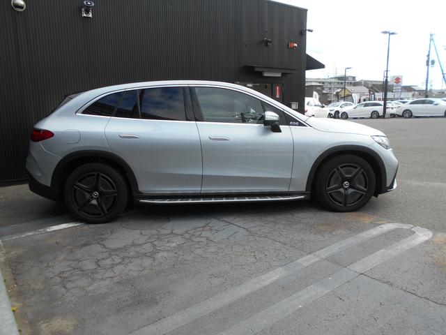 EQE SUV EQE350 4マチック SUV ローンチエディション Bluetooth接続 ETC LEDヘッドライト TV アイドリングストップ クルーズコントロール サンルーフ・ガラスルーフ シートヒーター ナビ パワーシート 横滑り防止装置 音楽プレーヤー接続(4枚目)