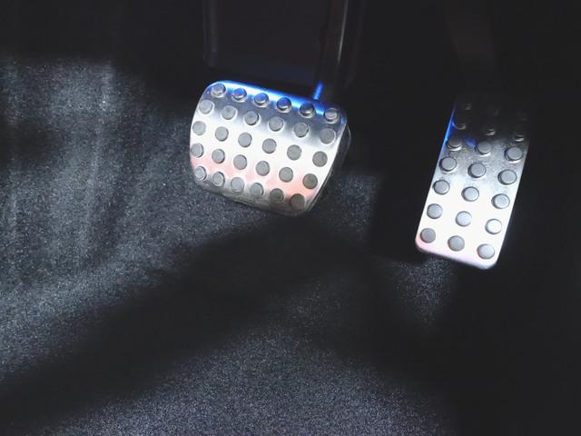 Bクラス B200 d AMGラインパッケージ AMGレザーエクスクルーシブパッケージ AMGライン Bluetooth接続 ETC LEDヘッドライト TV アイドリングストップ クルーズコントロール コネクテッド機能(9枚目)