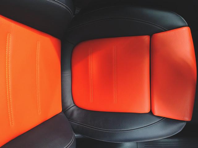 Bクラス B200 d AMGラインパッケージ AMGレザーエクスクルーシブパッケージ AMGライン Bluetooth接続 ETC LEDヘッドライト TV アイドリングストップ クルーズコントロール コネクテッド機能(25枚目)