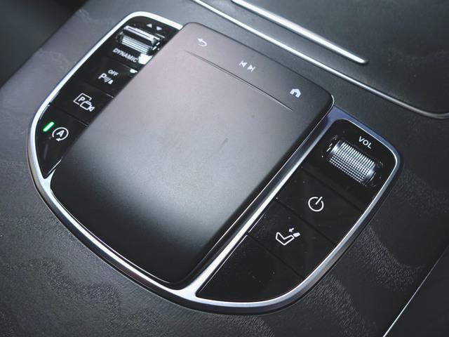 Eクラスステーションワゴン E200 ステーションワゴン スポーツ AMGラインインテリアパッケージ エクスクルーシブパッケージ Bluetooth接続 ETC LEDヘッドライト TV アイドリングストップ クルーズコントロール コネクテッド機能 サイドカメラ(19枚目)