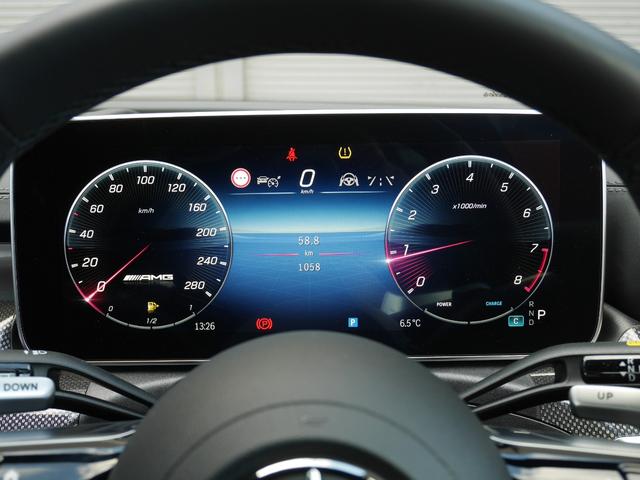 Ｃ４３　４マチック　走行１０６０ｋｍ！！　パノラミックスライディングルーフパナメリカーナグリル　赤革　１９ＡＷ　デジタルライト　ヘッドアップＤＩＳＰ　純正ドラレコ　ワイヤレスチャージャー(32枚目)