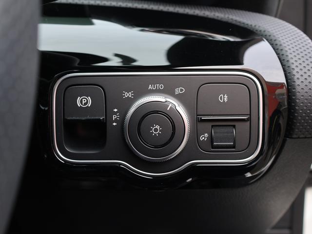 Ａクラス Ａ２００ｄ　新車保証継承付き　１８ＡＷ　マルチビームＬＥＤ　純正ドラレコ前後　パワーシートシートヒーター　アンビエントライト　ワイヤレスチャージャー　パーキングアシスト　Ａｐｐｌｅ／ａｎｄｒｏｉｄ対応（44枚目）
