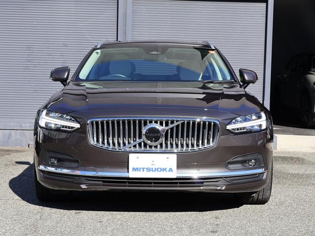 Ｖ９０ アルティメット　Ｂ５　新車保証継承付　白革マッサージ　サンルーフ　ハーマンサウンド　ヘッドアップＤＩＳＰシートベンチレーション　４シート＆ステアリングヒーター　１９ＡＷ　Ｇｏｏｇｌｅ　３６０ビュー　クリスタルシフト（2枚目）